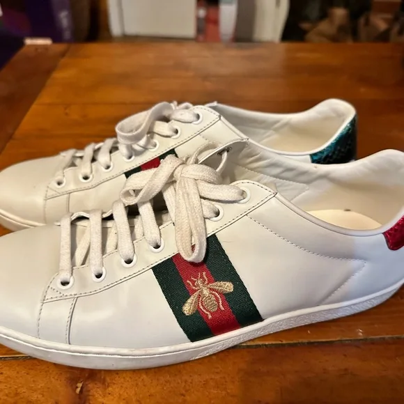 Gucci | Shoes | Gucci White Sneakers With Red And Green  display picture 2